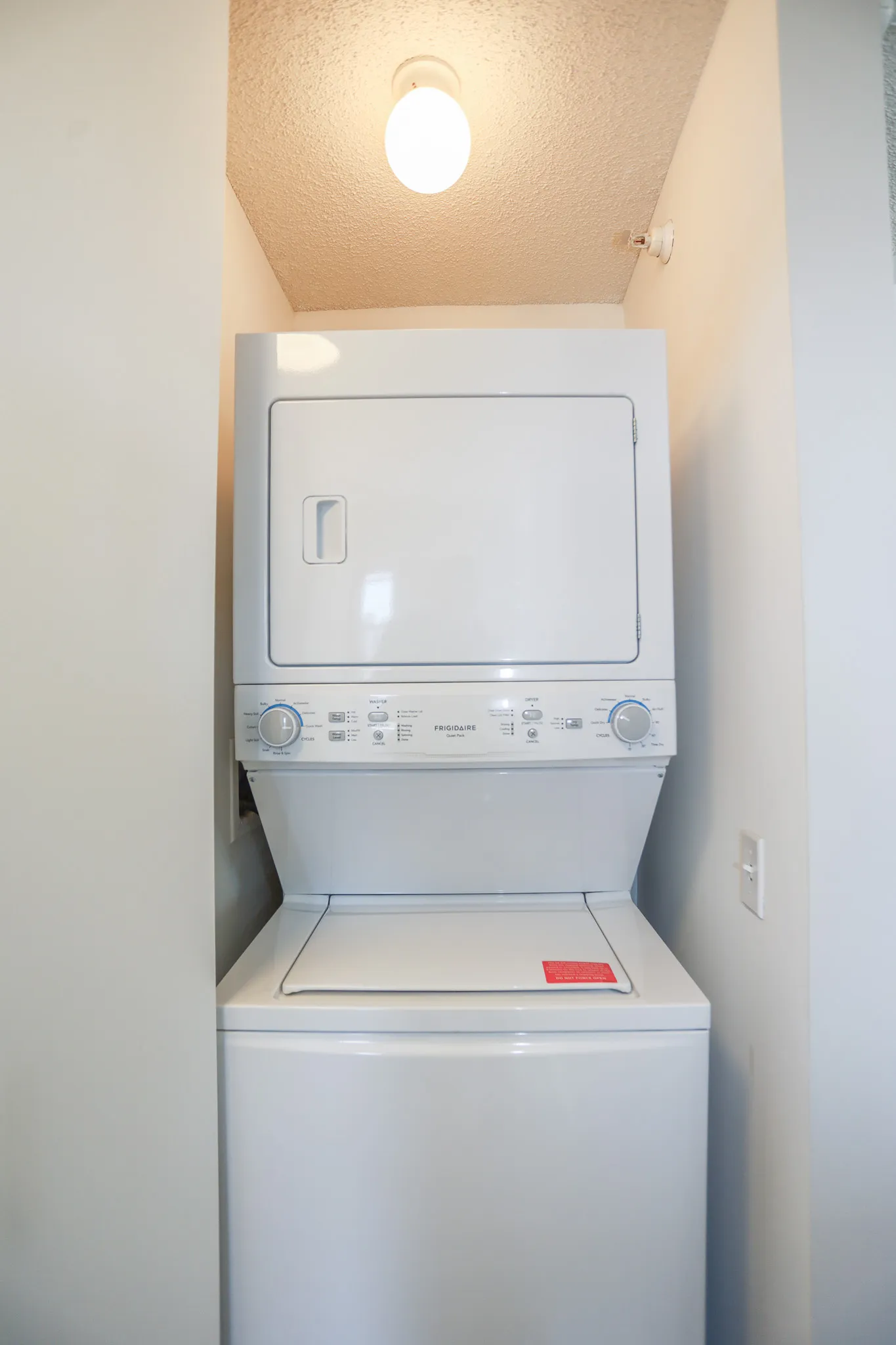 180 N Jefferson St   60661 60661-unit#908-Chicago-IL