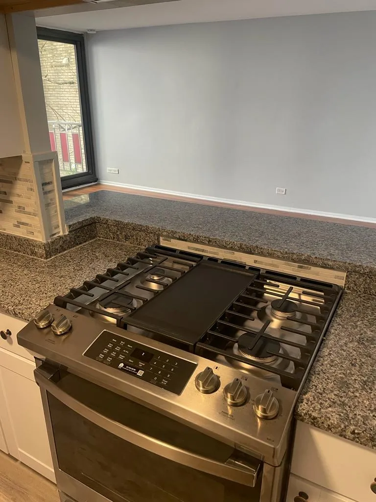 6150 N Kenmore Ave   60660 60660-Chicago-IL
