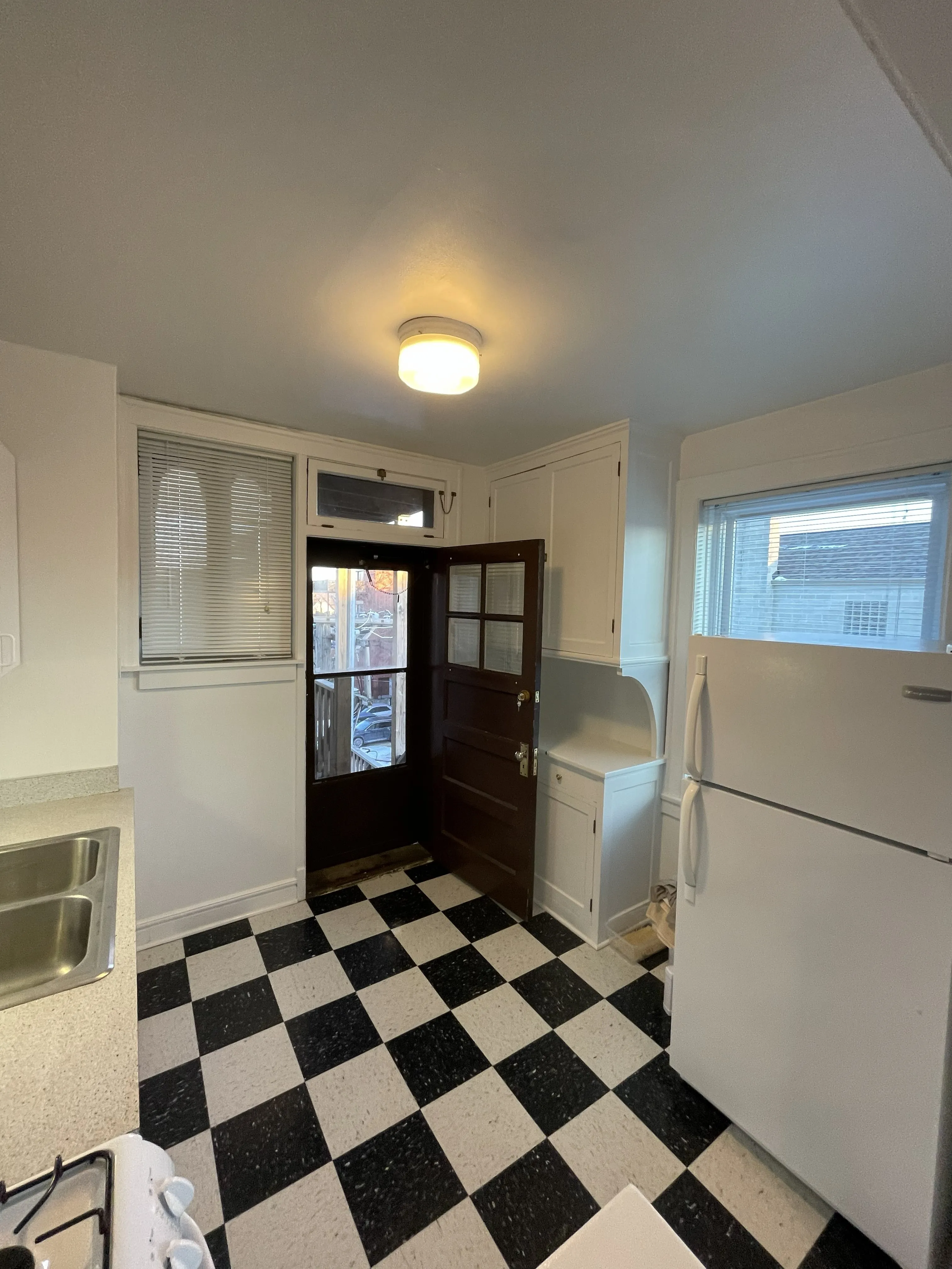 5217 N DAMEN AVE 60625-unit#2W-Chicago-IL