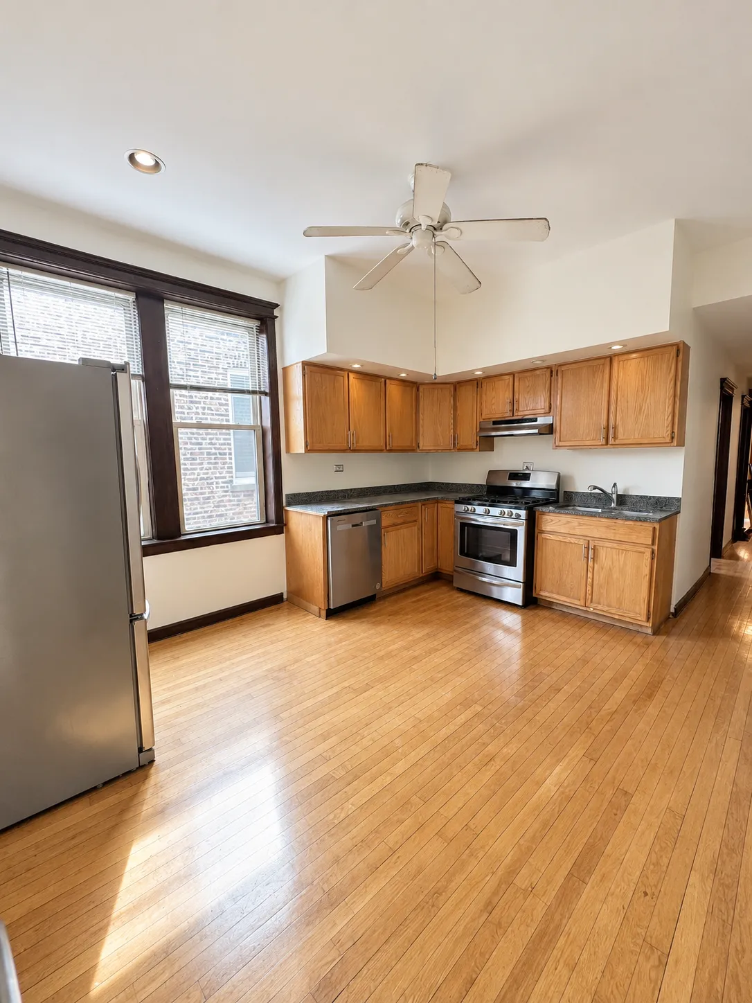 951 N Oakley Blvd   60622 60622-unit#2-Chicago-IL