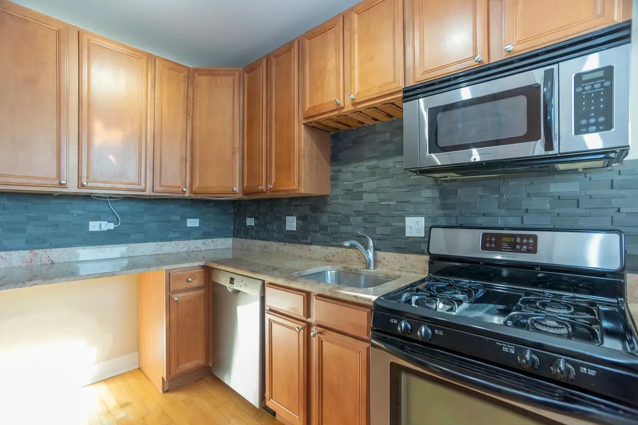2209 W Winona St 60625 60625-unit#3-Chicago-IL