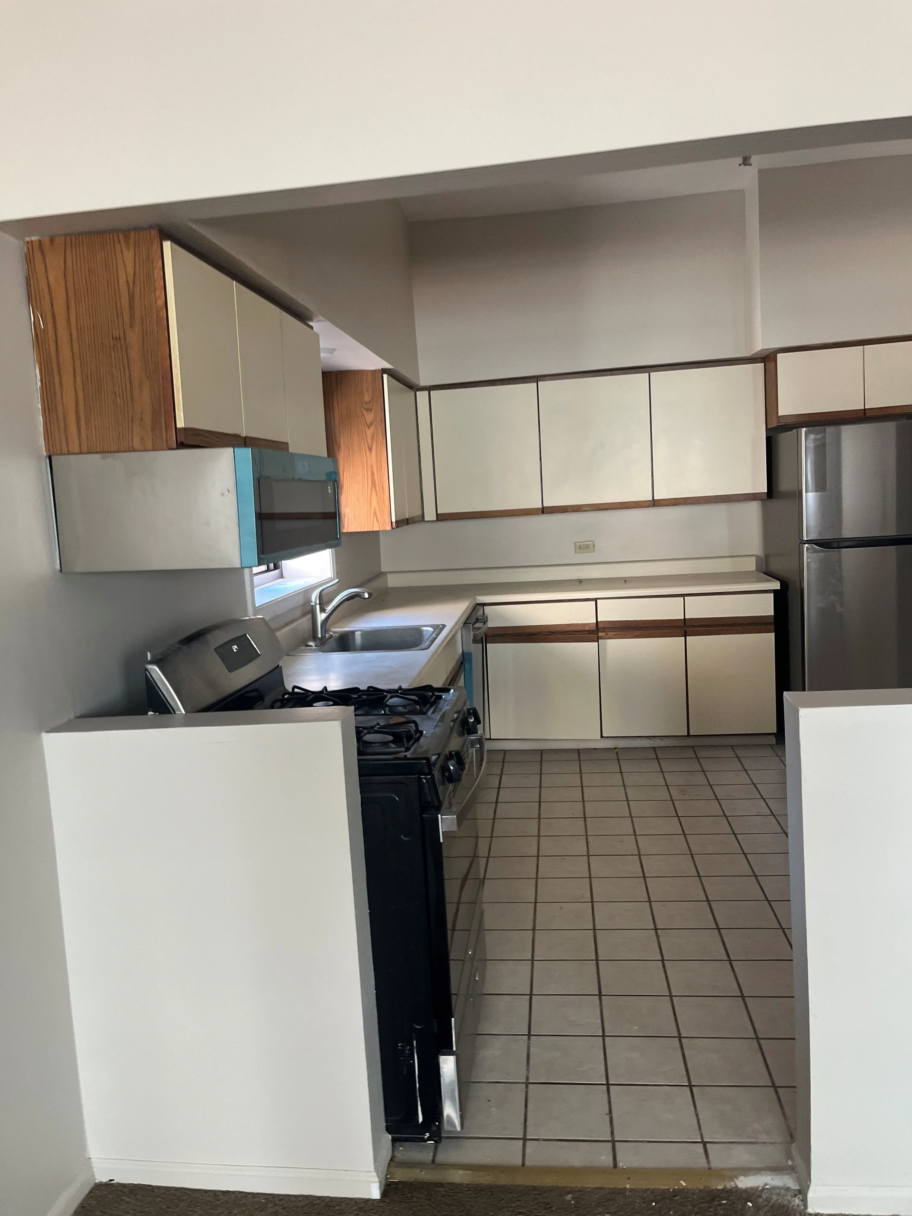 841 W Belmont Ave   60657 60657-Belmont Court-unit#A6-Chicago-IL