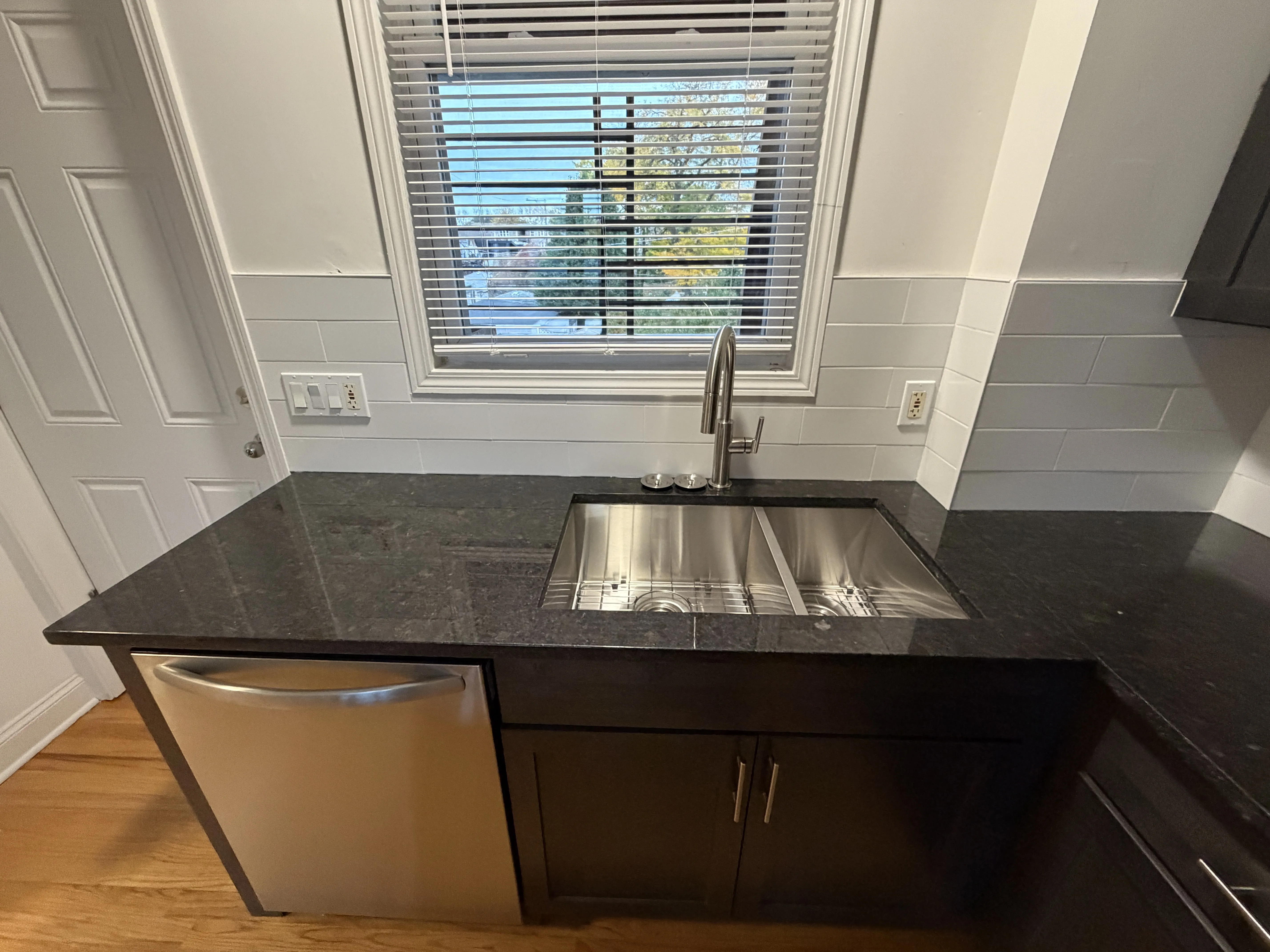 2951 W DIVERSEY AVE 60647-Diversey Sacramento-unit#2-Chicago-IL