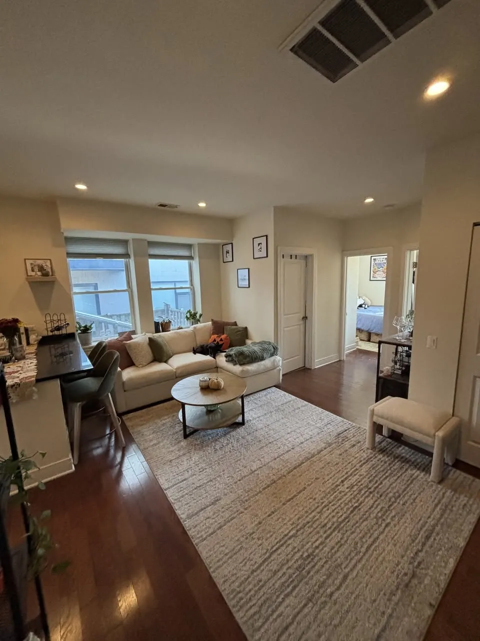 3230 N Clark St 60657 60657-unit#3R-Chicago-IL