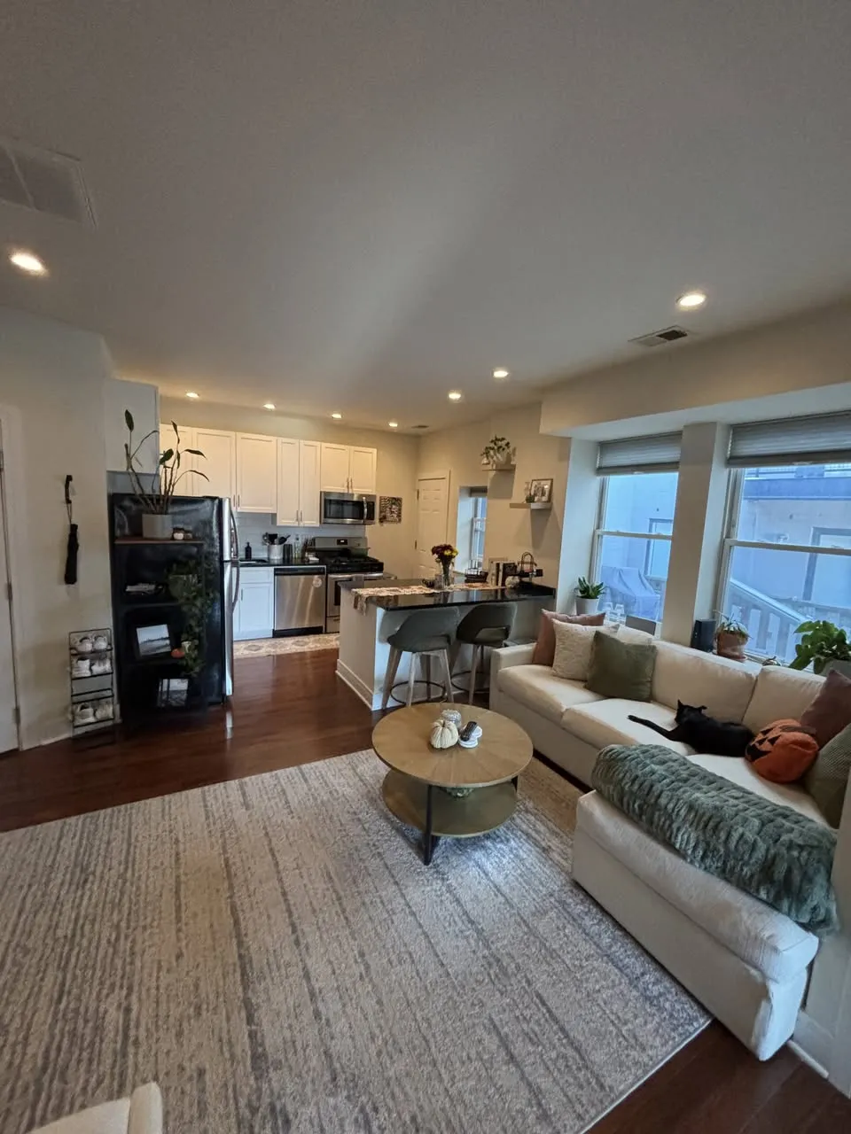 3230 N Clark St 60657 60657-unit#3R-Chicago-IL