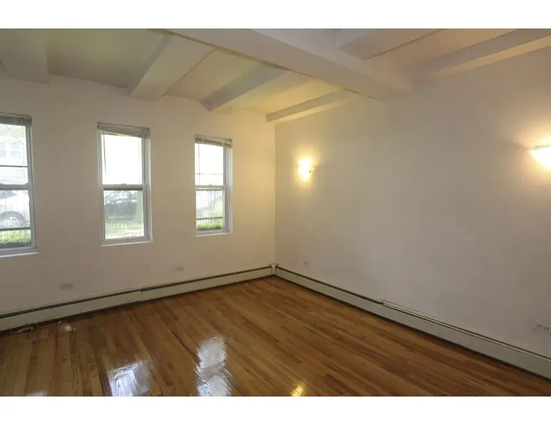 5516 N Kenmore Ave   60640 60640-unit#101-Chicago-IL