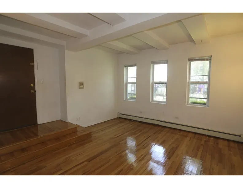 5516 N Kenmore Ave   60640 60640-unit#101-Chicago-IL