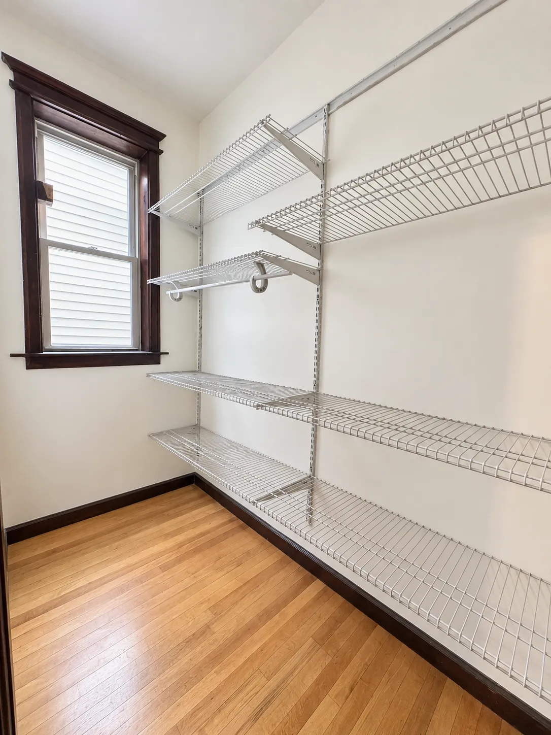 951 N Oakley Blvd   60622 60622-unit#2-Chicago-IL