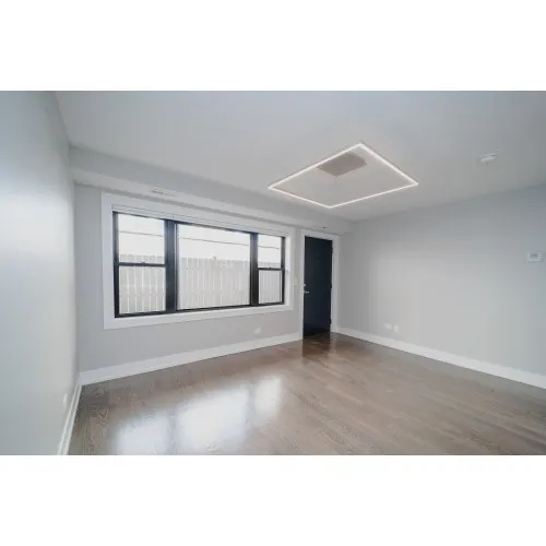 4423 N Ashland Ave 60640 60640-unit#101-Chicago-IL