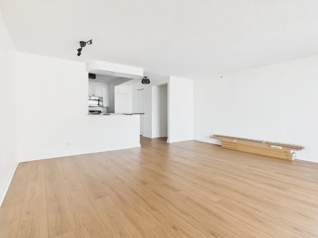 10 E Ontario St 60611 60611-unit#4205-Chicago-IL