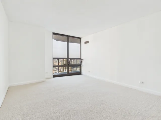 10 E Ontario St 60611 60611-unit#4205-Chicago-IL