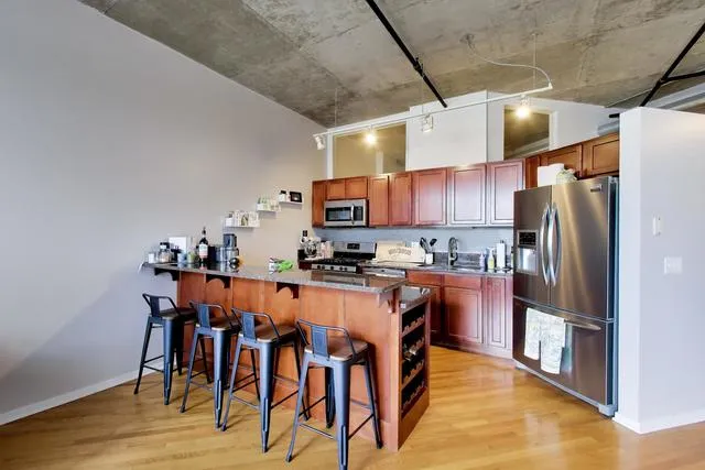 849 N Franklin St   60610 60610-unit#1009-Chicago-IL