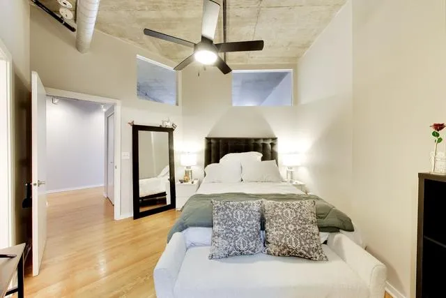 849 N Franklin St   60610 60610-unit#1009-Chicago-IL