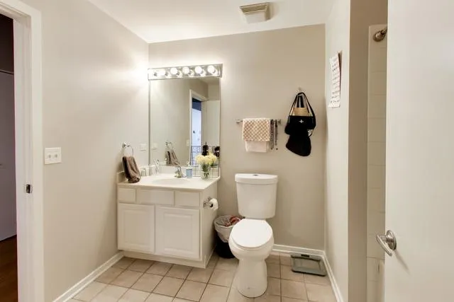 849 N Franklin St   60610 60610-unit#1009-Chicago-IL