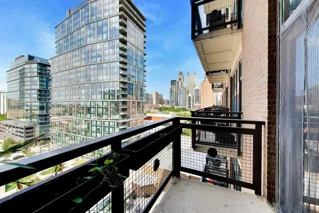 849 N Franklin St   60610 60610-unit#1009-Chicago-IL