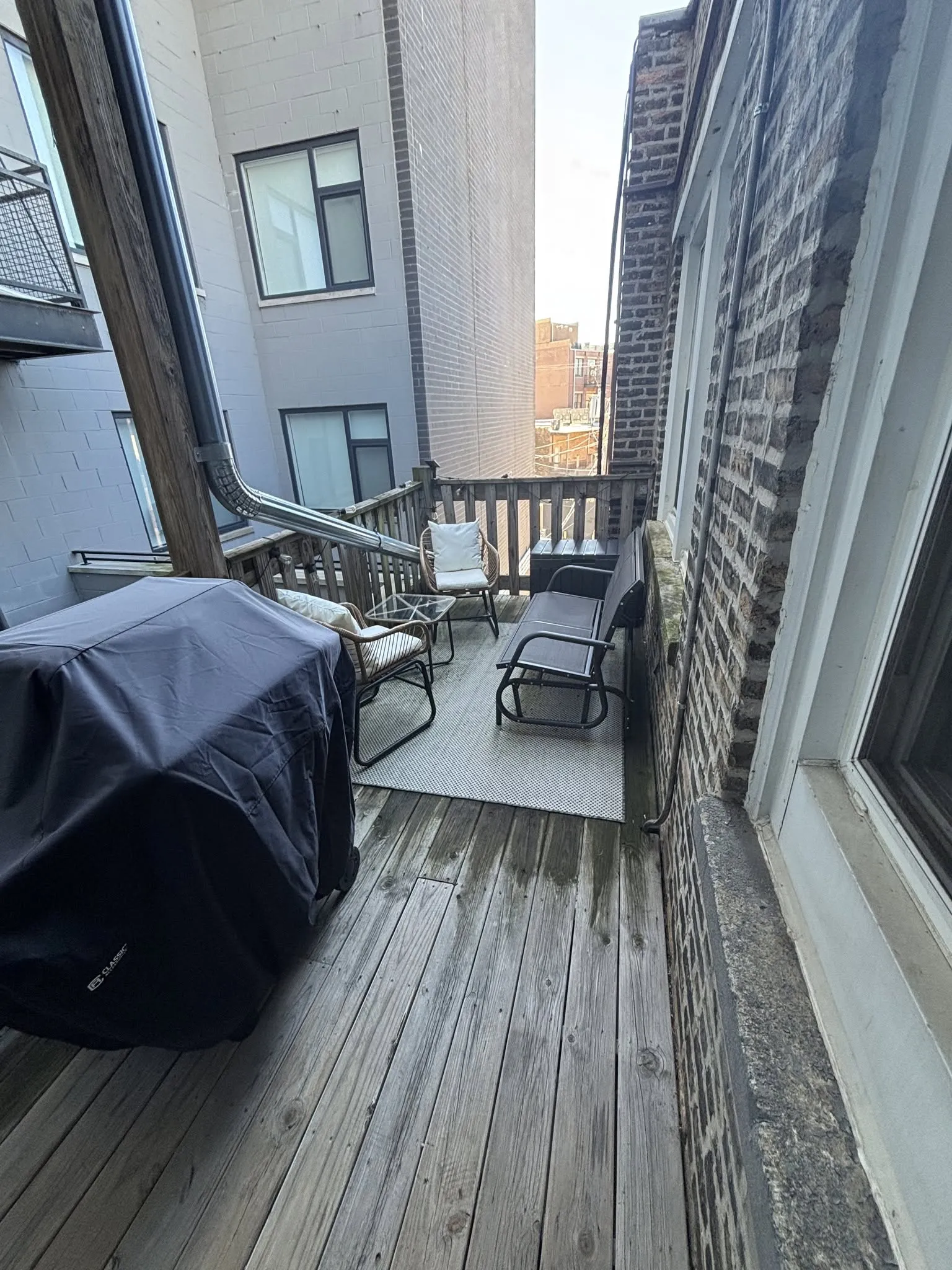 3230 N Clark St 60657 60657-unit#3R-Chicago-IL