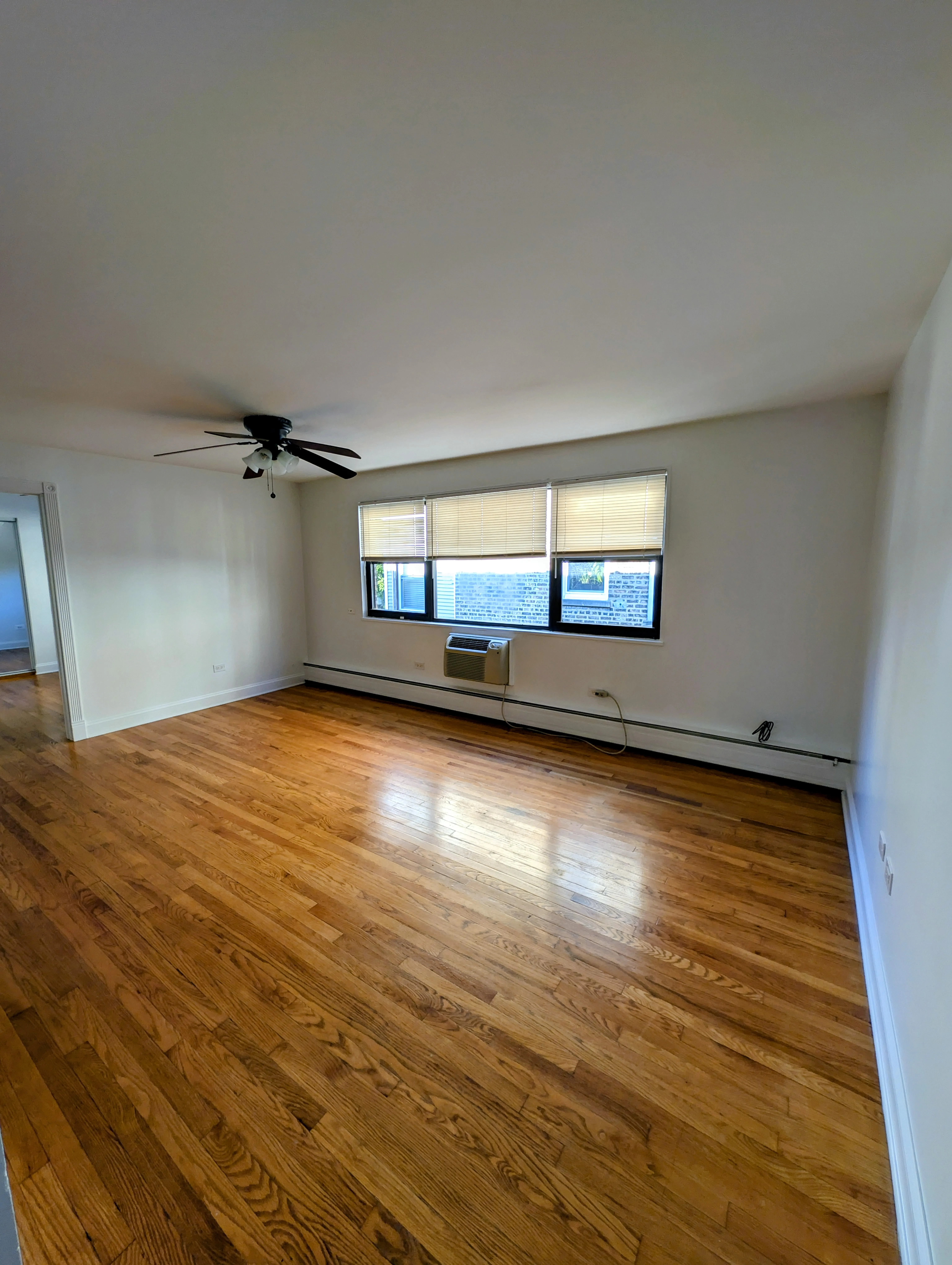 7610 N Rogers Ave 60626 60626-unit#203-Chicago-IL