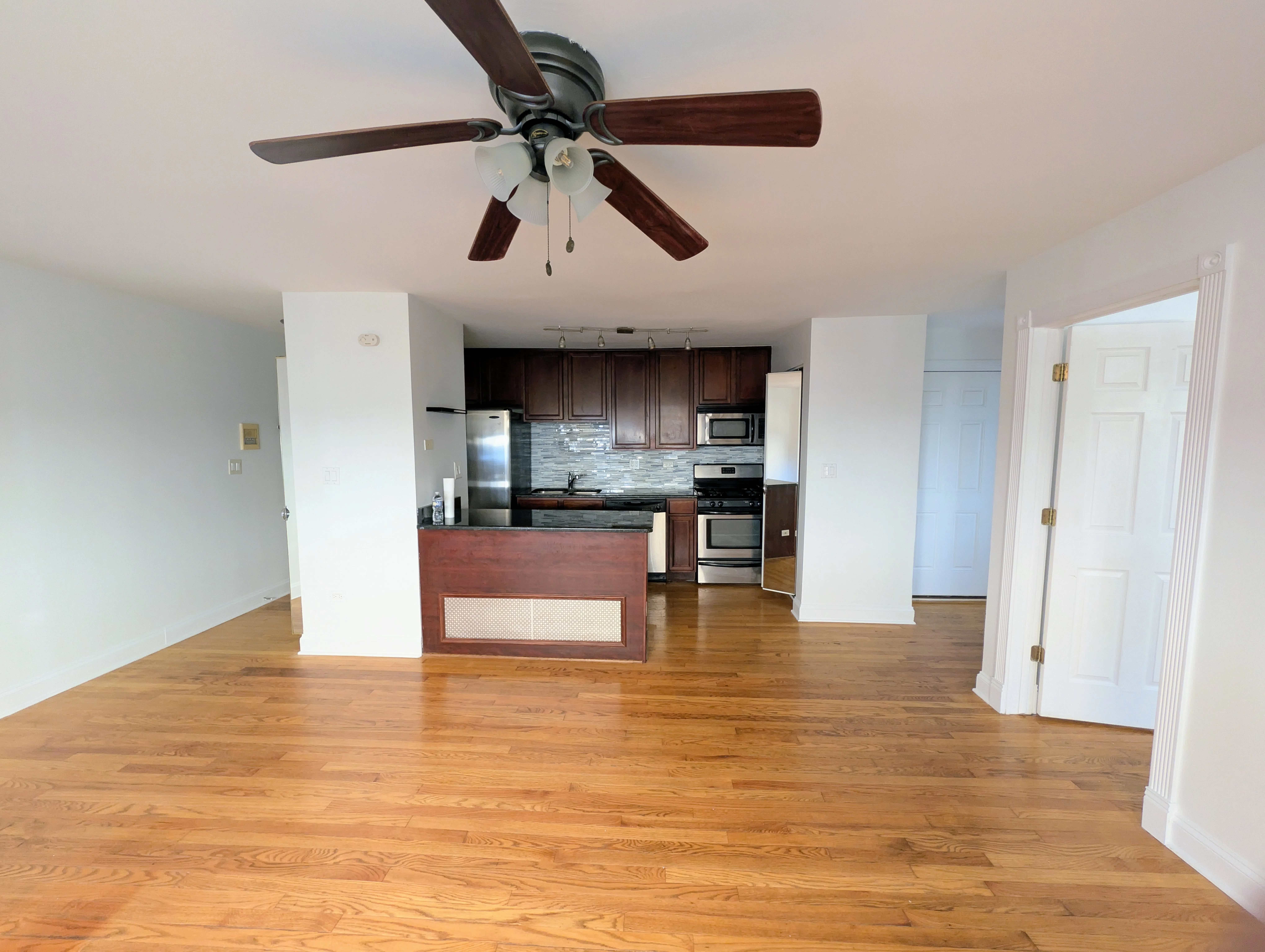 7610 N Rogers Ave 60626 60626-unit#203-Chicago-IL