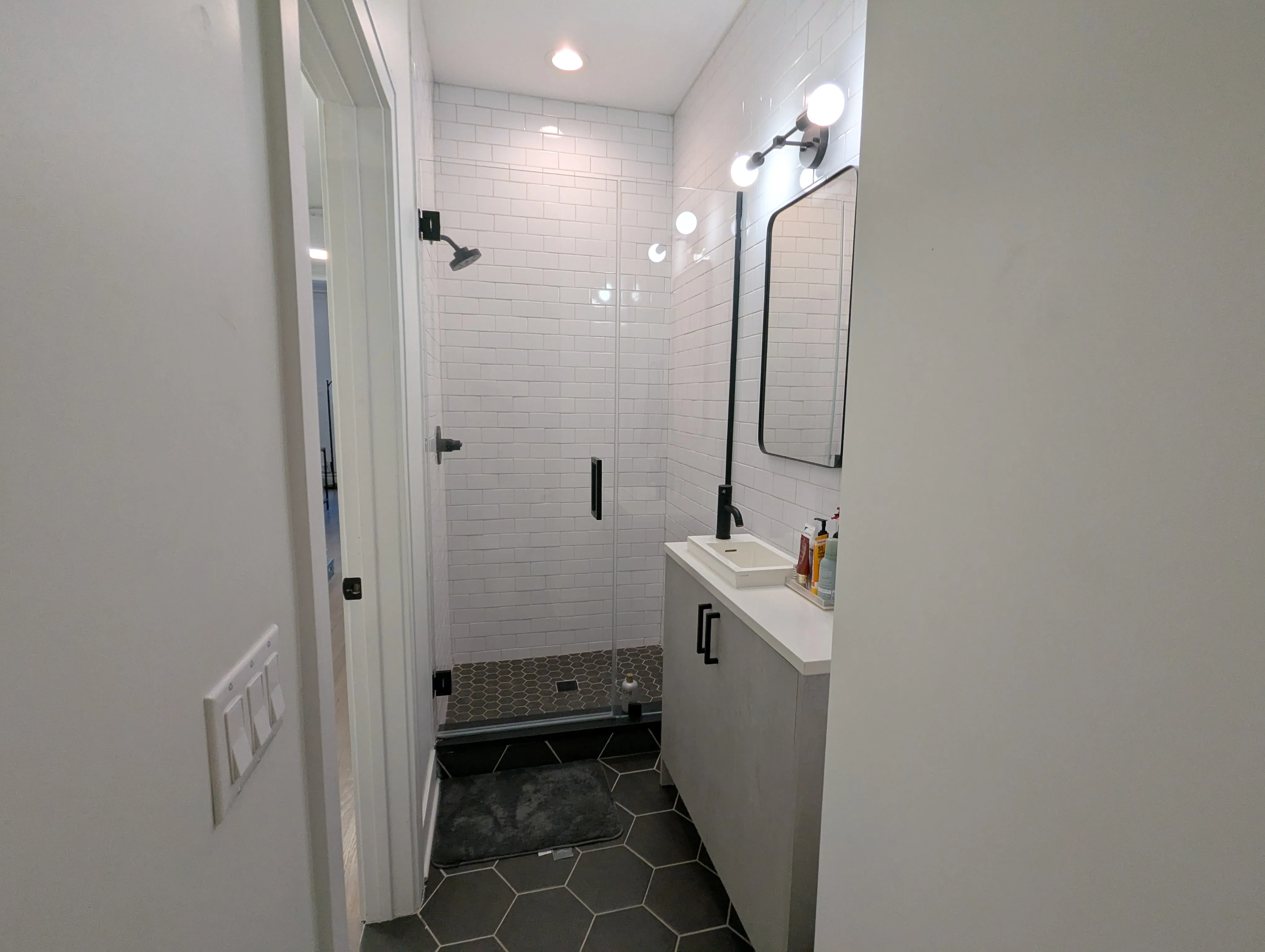 6341 N Wayne Ave   60660 60660-unit#3S-Chicago-IL