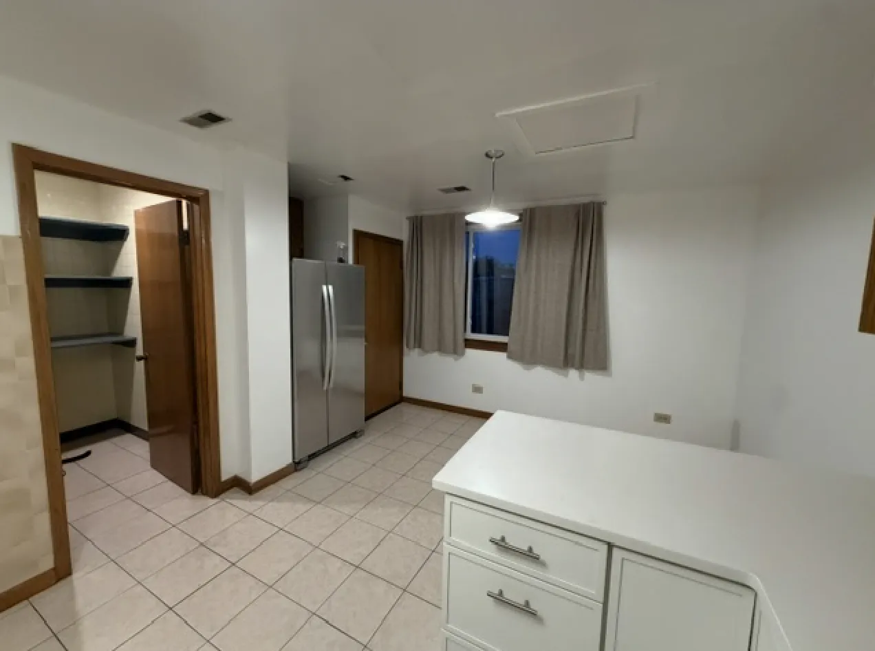  W Argyle St    60625-2 Flat-Chicago-IL