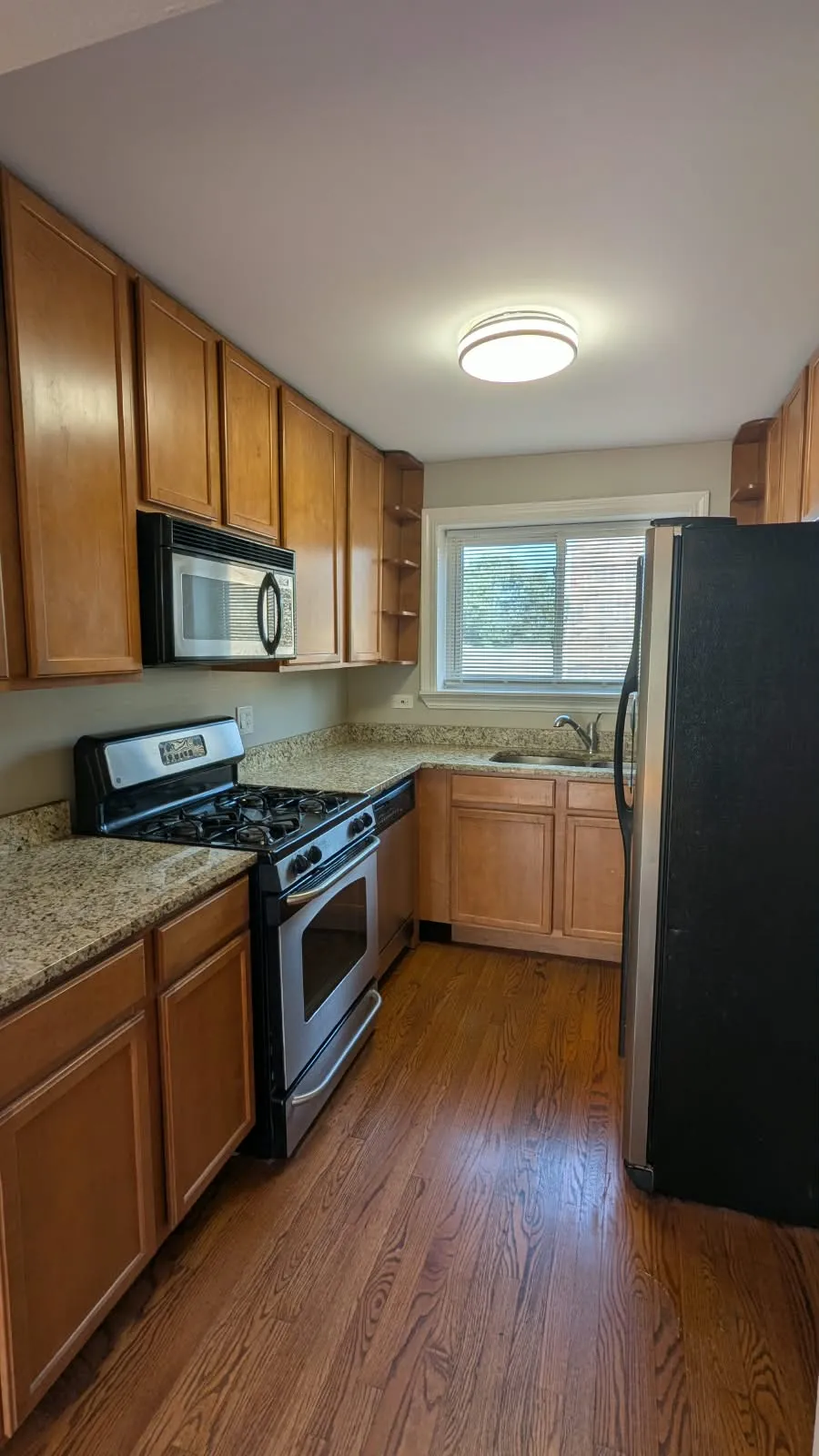 N Rockwell St 60659-unit#3B-Chicago-IL