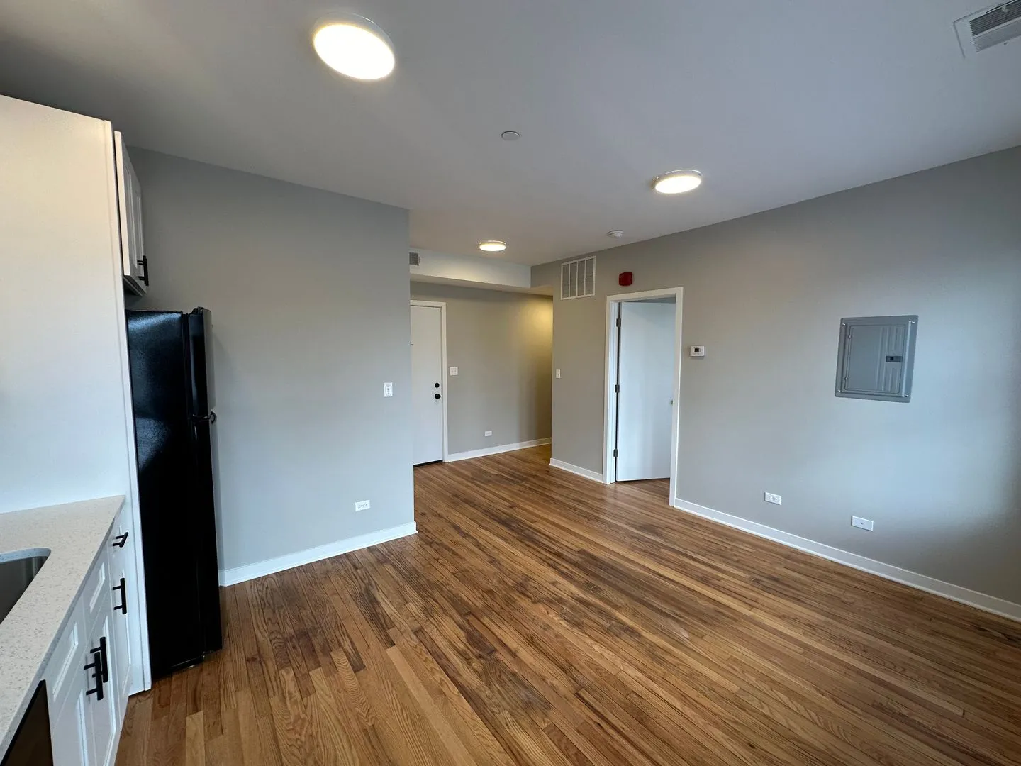 3055 W Leland Ave, , 60625, USA 60625-unit#205-Chicago-IL