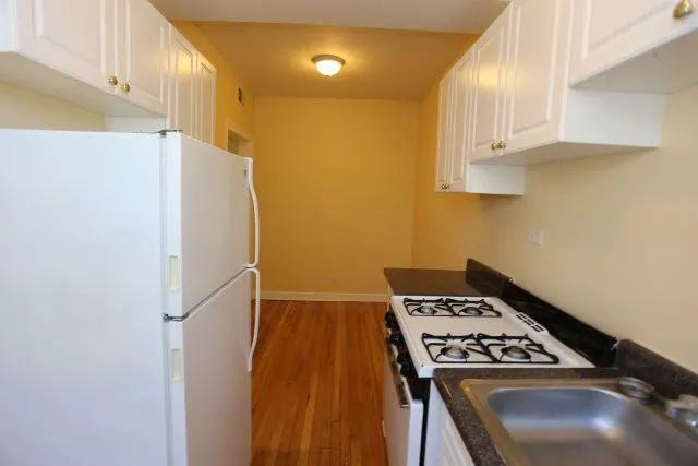 556 W Aldine Ave, , 60657, USA 60657-unit#2W-Chicago-IL