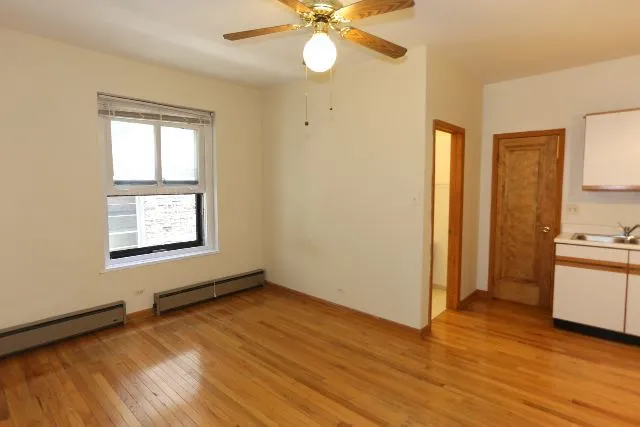 635 W Barry Ave, ,  60657, USA 60657-unit#404-Chicago-IL