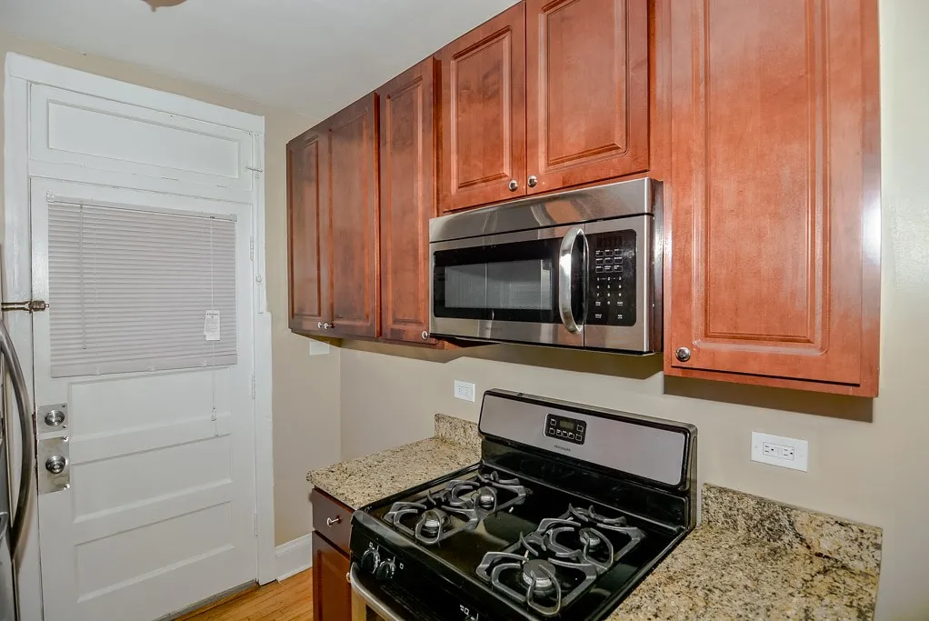 2100 W Ainslie St, ,  60625, USA 60625-unit#1E-Chicago-IL