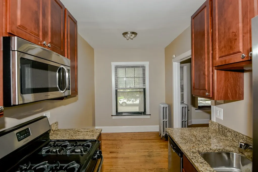 2100 W Ainslie St, ,  60625, USA 60625-unit#1E-Chicago-IL