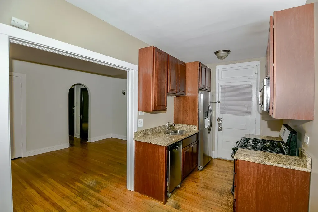 2100 W Ainslie St, ,  60625, USA 60625-unit#1E-Chicago-IL