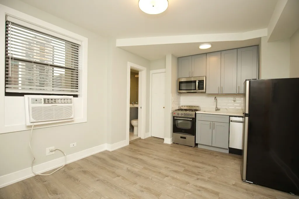 505 W Belmont Ave, ,  60657, USA 60657-unit#5M-Chicago-IL