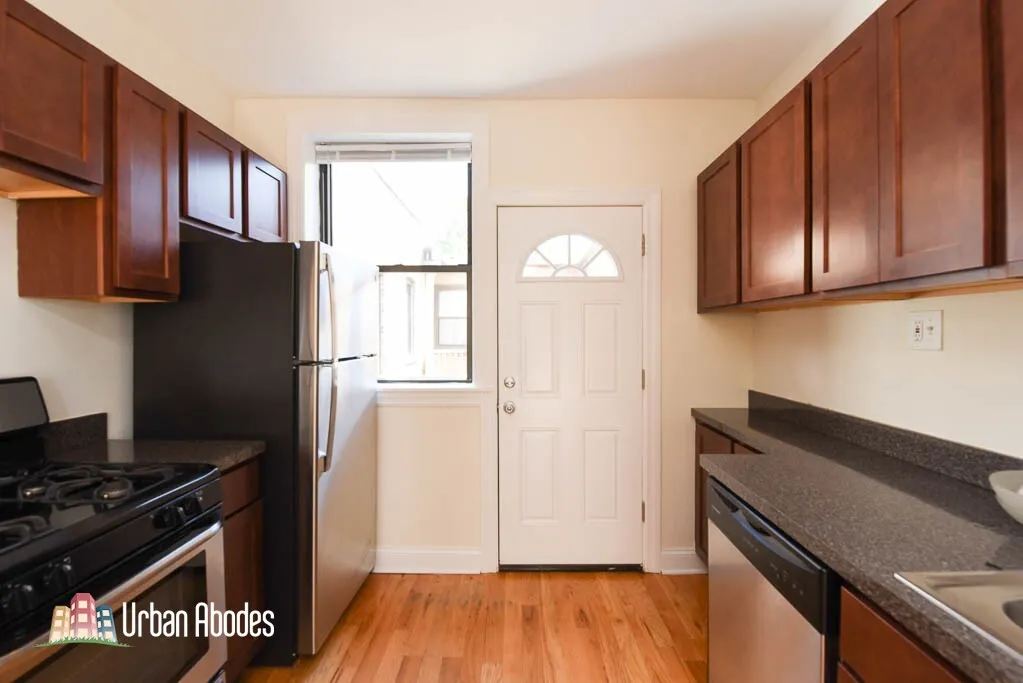 3904 N Janssen Ave, ,  60613, USA 60613-unit#3-Chicago-IL
