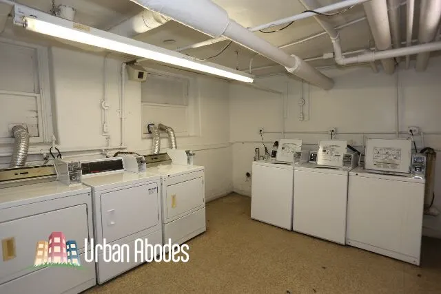 711 W Belmont Ave, ,  60657, USA 60657-unit#407-Chicago-IL