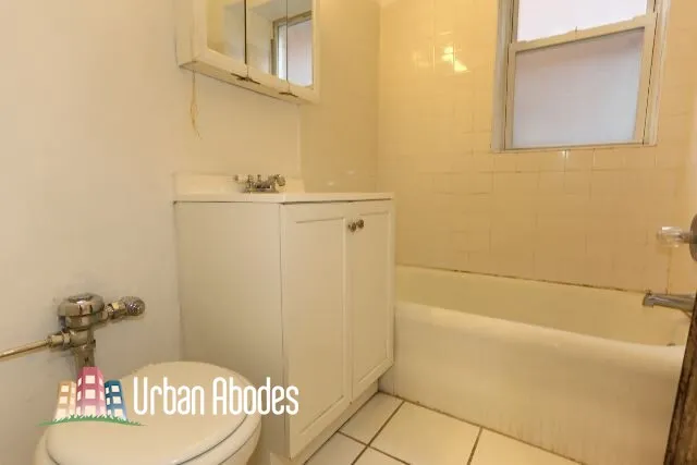 711 W Belmont Ave, , 60657, USA 60657-unit#105-Chicago-IL