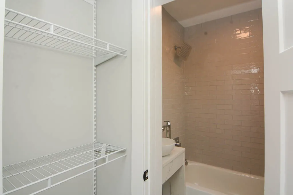 505 W Belmont Ave, ,  60657, USA 60657-unit#5K-Chicago-IL