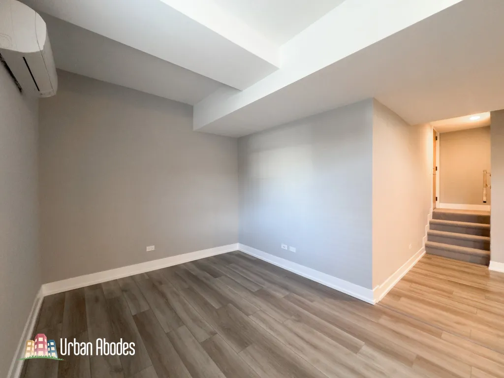 3941 N Janssen Ave, ,  60613, USA 60613-unit#G-Chicago-IL