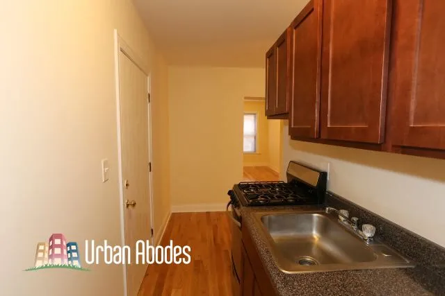 817 W Cornelia Ave, ,  60657, USA 60657-unit#108-Chicago-IL