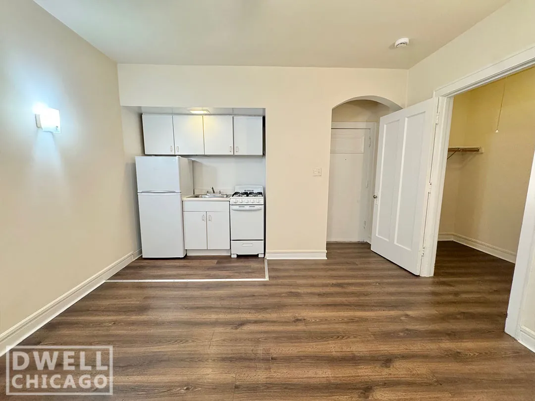 6916 N Lakewood Ave, ,  60626, USA 60626-unit#310-Chicago-IL