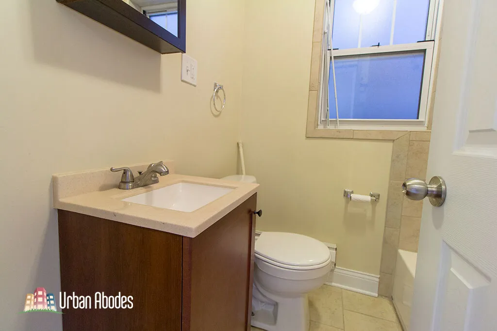 953 W Cornelia Ave, ,  60657, USA 60657-unit#1B-Chicago-IL