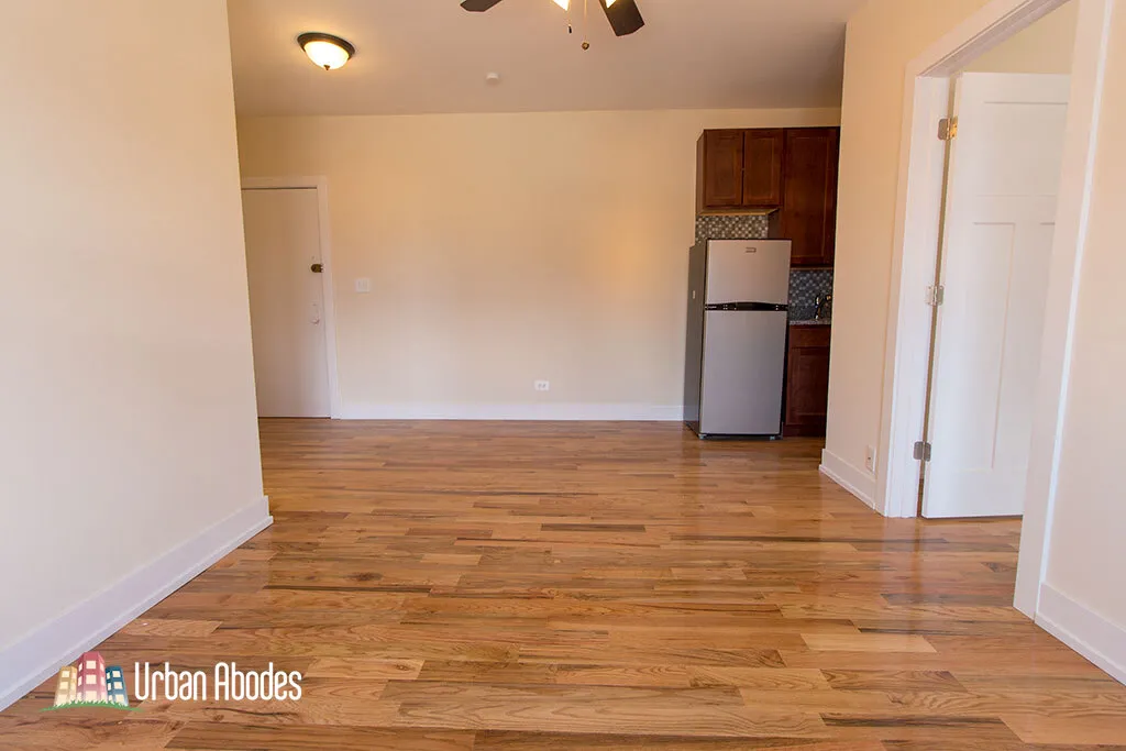 955 W Cornelia Ave, , 60657, USA 60657-unit#2B-Chicago-IL