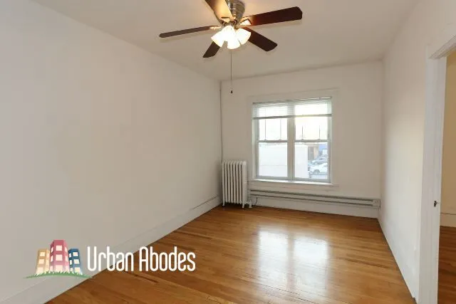 957 W Cornelia Ave, , 60657, USA 60657-unit#3B-Chicago-IL