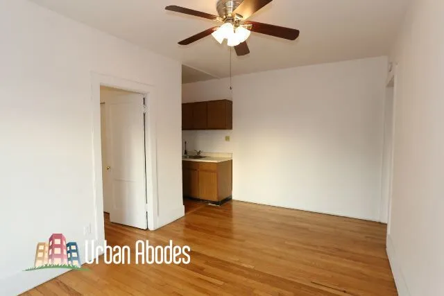 957 W Cornelia Ave, , 60657, USA 60657-unit#3B-Chicago-IL