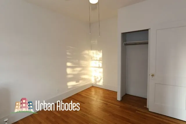 957 W Cornelia Ave, , 60657, USA 60657-unit#3B-Chicago-IL