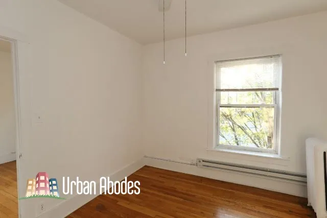 957 W Cornelia Ave, , 60657, USA 60657-unit#3B-Chicago-IL