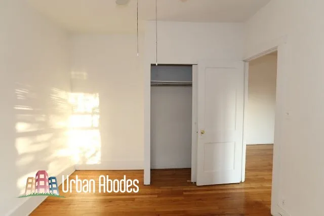 957 W Cornelia Ave, , 60657, USA 60657-unit#3B-Chicago-IL