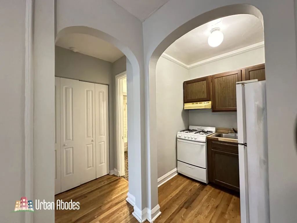 837 W Wolfram St, ,  60657, USA 60657-unit#302-Chicago-IL