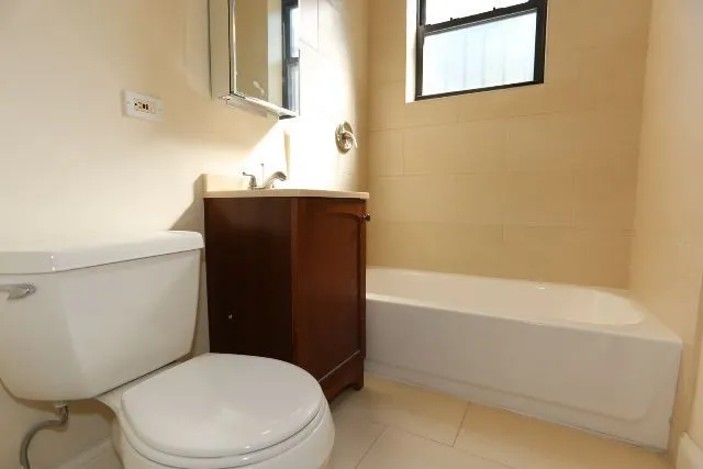 4737 N Hermitage Ave, ,  60640, USA 60640-unit#100-Chicago-IL