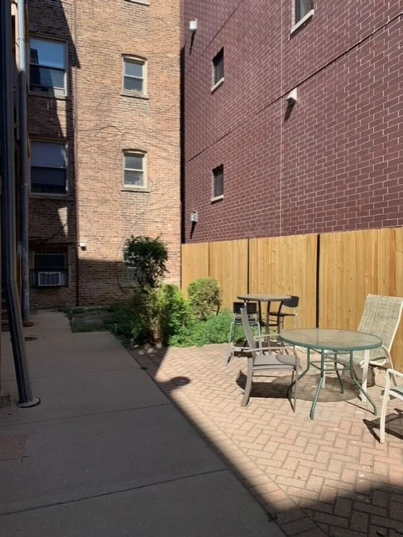 3555 N Racine Ave, ,  60613, USA 60613-unit#2-Chicago-IL
