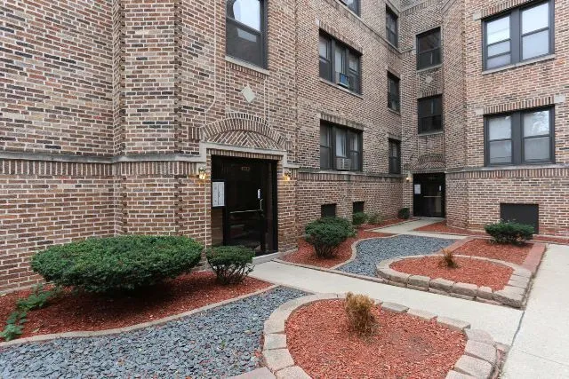 3722 N Pine Grove Ave, , 60613, USA 60613-unit#1E-Chicago-IL